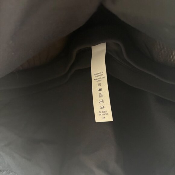 Lululemon Athletic Align Nulu Crop Tank Top Black NWT Women’s Size 12 - Picture 4 of 7